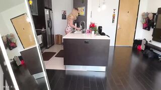 Haley Reed's 18 Year Old Stepsis Max Fills gets a hot creampie in POV