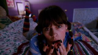 Sydney Harwin cheats on her boyfriend with a caring babysitter