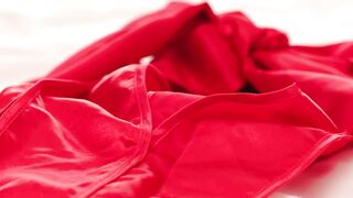 Laura Bentley & Aaliyah Love Naughty Birthday Threesome Surprise POV